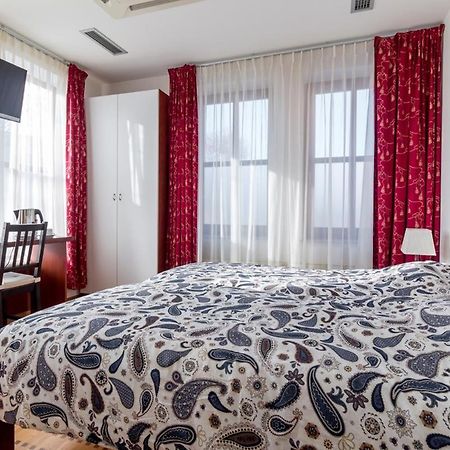Guest House Isabel Zagreb Bagian luar foto