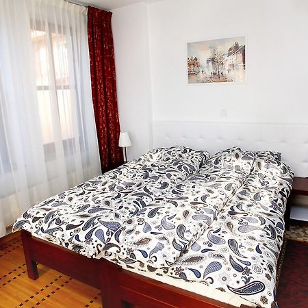 Guest House Isabel Zagreb Bagian luar foto
